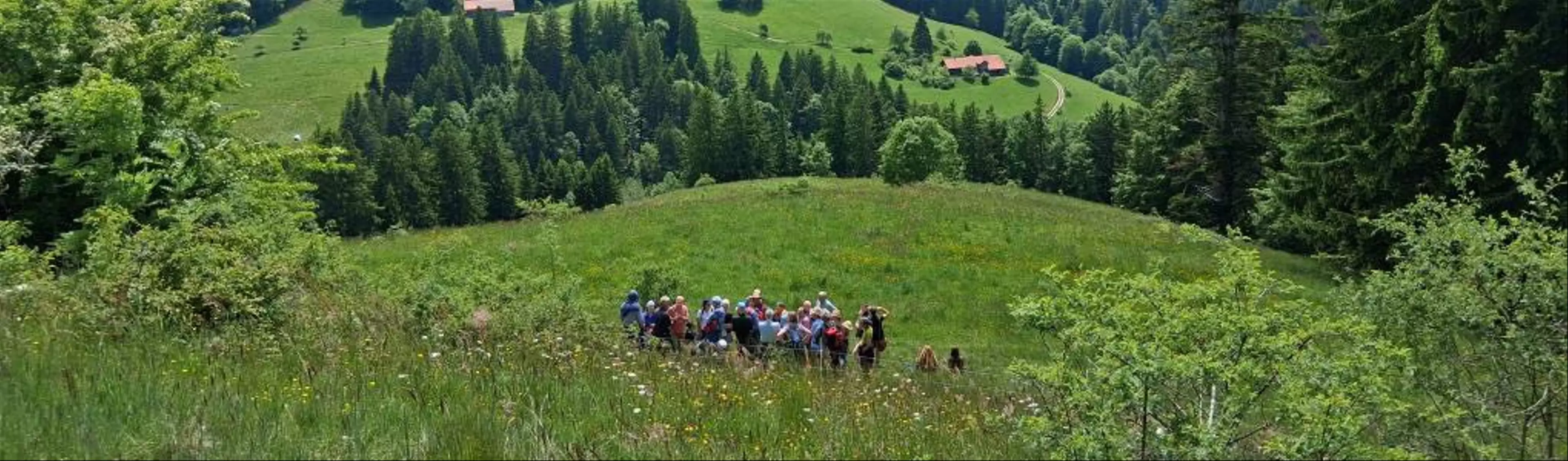 TischGespräch am 1. Juni 2025 auf dem Landschaftspflegehof Adelegg